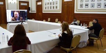 La gobernadora dialogó con los Ministros de Interior y de Desarrollo Productivo de Nación