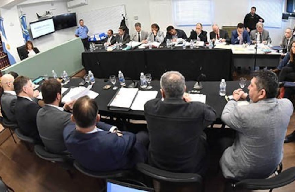 Ex funcionarios y proveedores del Estado a juicio por la emergencia en Comodoro Rivadavia