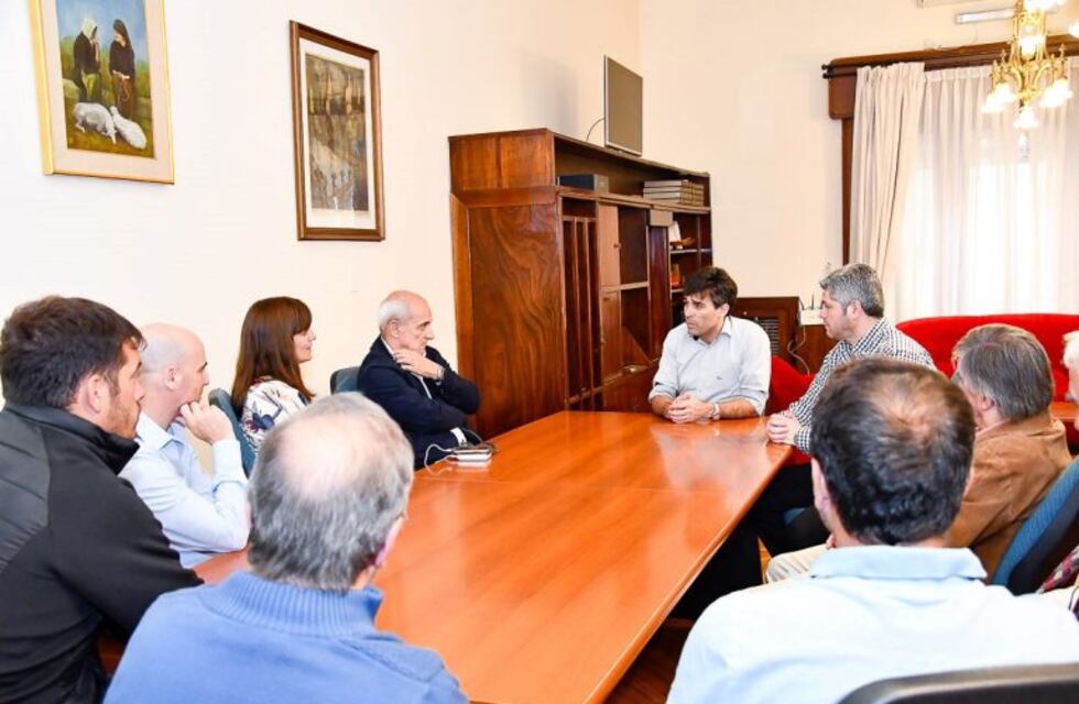 López recibió a las nuevas autoridades del Club Rivadavia
