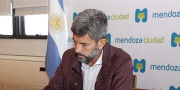 Ulpiano Suarez, Municipalidad de Mendoza\u002E