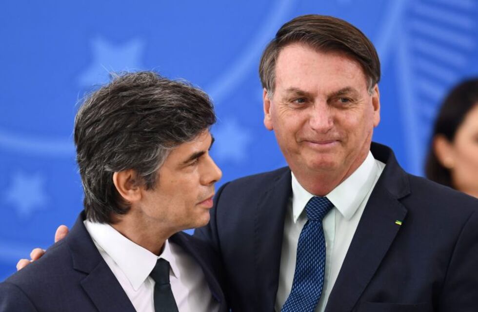 Renunció el ministro de Salud de Brasil por divergencias con Jair Bolsonaro