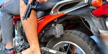 Motochorros logran llevarse una importante suma de dinero\u002E