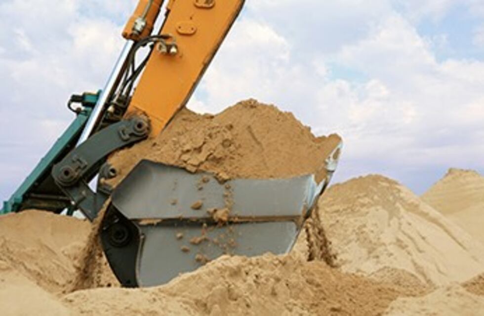 Denuncian la extracción ilegal de arena en las costas del río Paraná