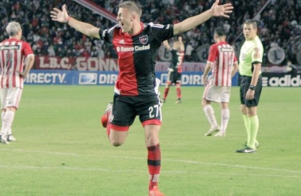 Newell's oficializó el regreso de Denis Rodríguez