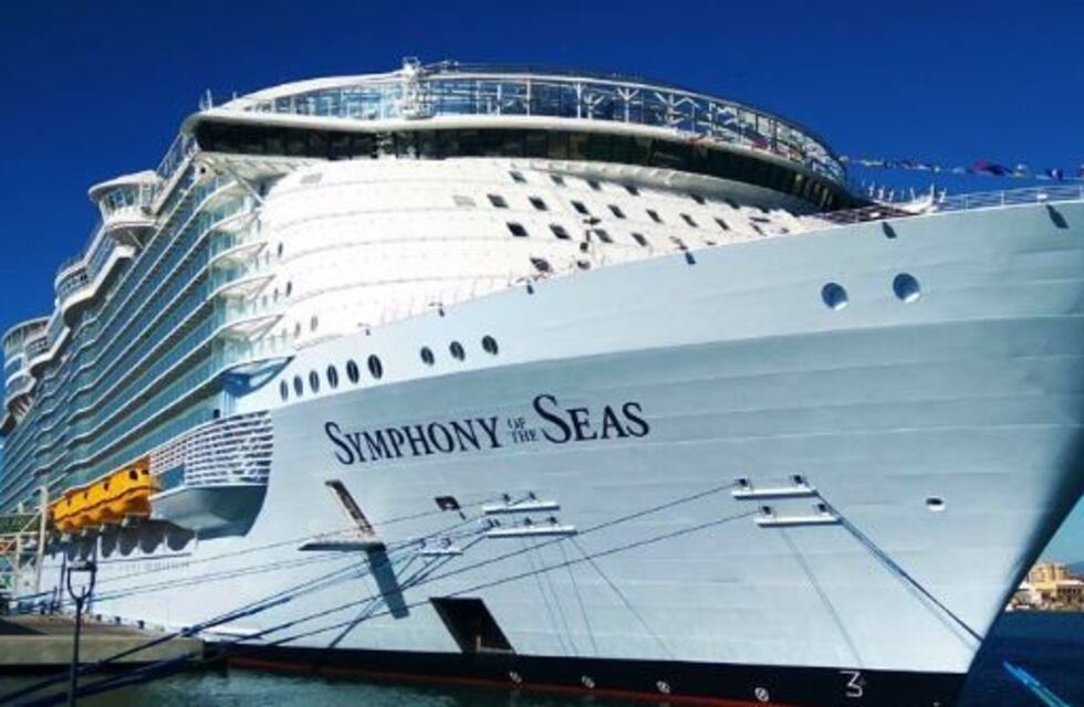 Un joven saltó desde el piso 11 de un crucero y tuvo consecuencias