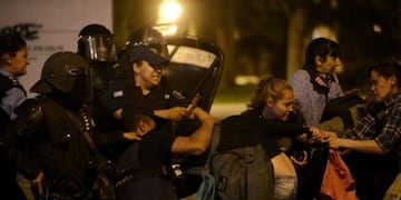 Represión en el Encuentro Nacional de Mujeres en Trelew\u002E