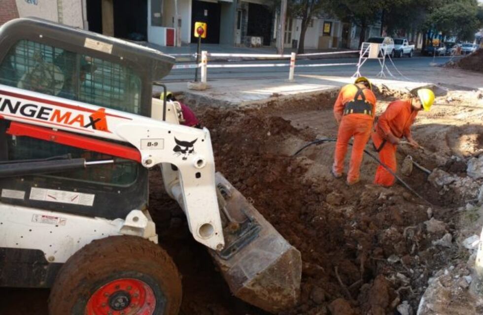 Barrios del sur de Córdoba, sin agua por obras