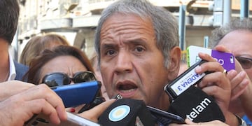 Un sector de los bancarios acordó un 5% salarial adicional y llegan casi al 25%