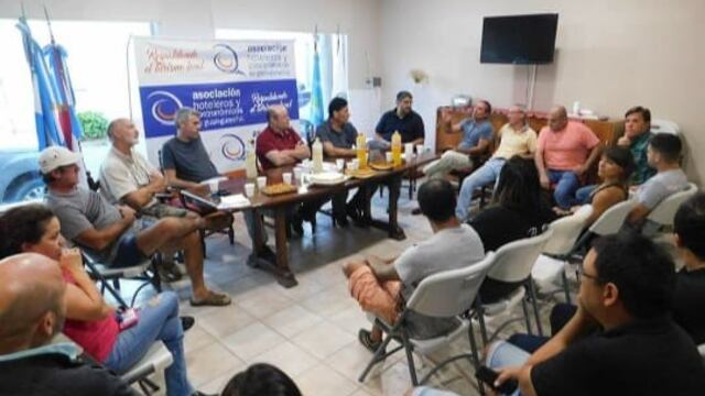 Prestadores Turísticos\nCrédito: AHGG