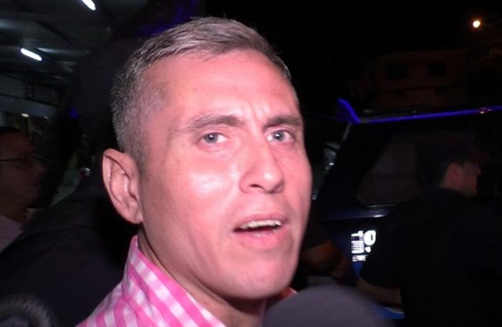 Inspectores perdonaron una multa de tránsito al hijo de Sampayo