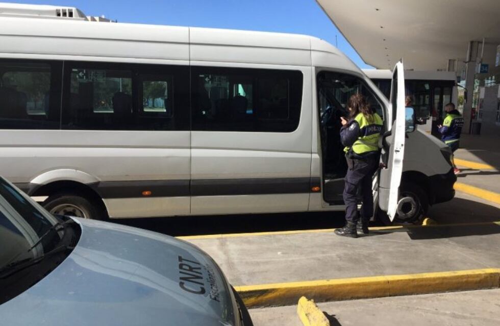 Abordaron una "coronacombi" en Mar del Plata con destino a CABA: los interceptaron