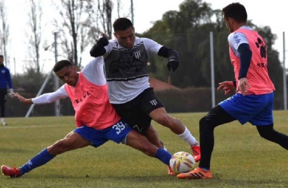 Godoy Cruz y Gimnasia de Mendoza se enfrentaron en un amistoso