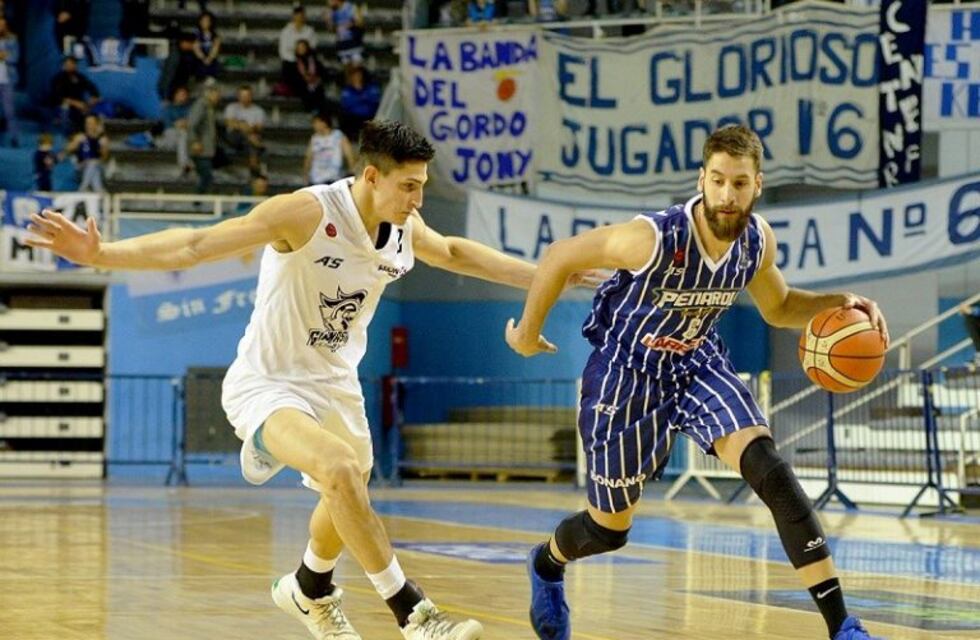 Peñarol empieza a tomar forma: le ganó al líder de la Zona D del Súper 20 en el Poli