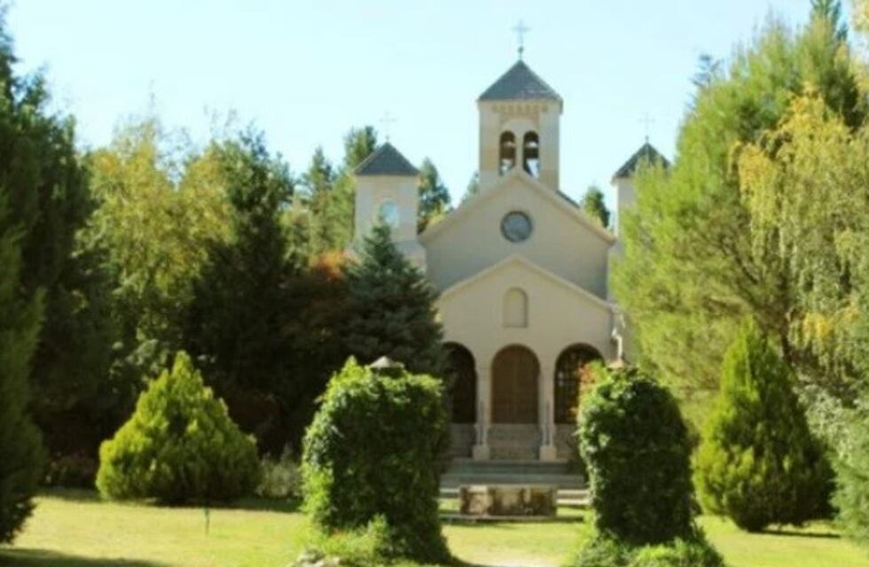 El Arzobispo de Mendoza negó que la Iglesia quiera tapar el caso del Cristo Orante