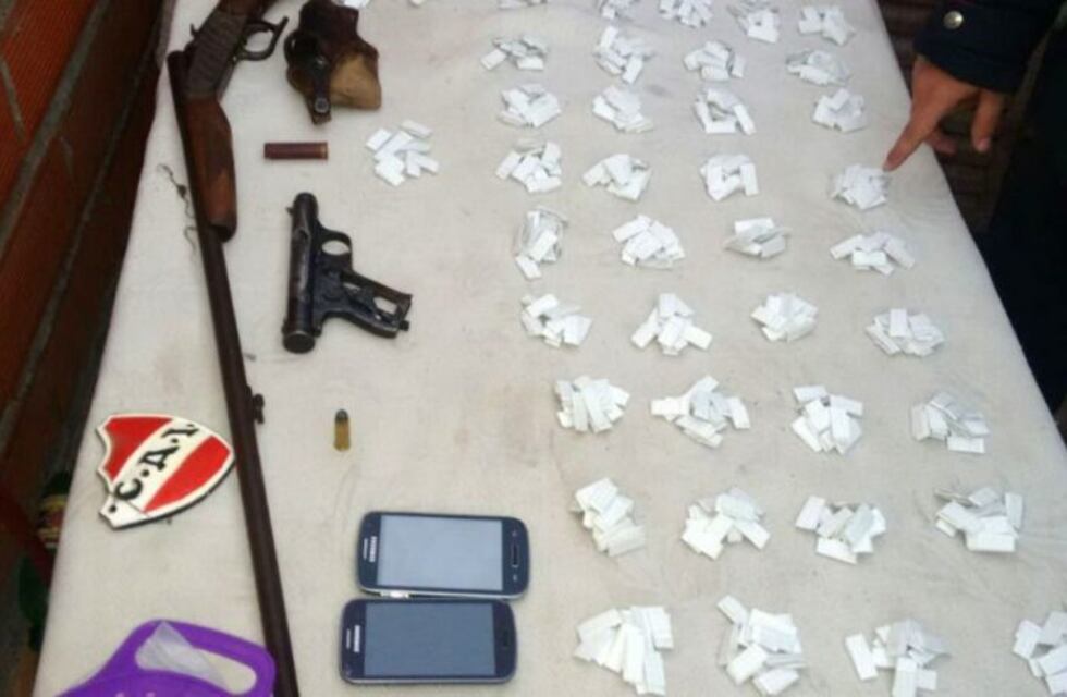 Desbaratan una banda narco en la que había miembros de la barra de Independiente