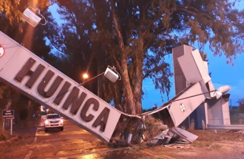 En fotos: así quedó Huinca Renancó tras el "viento huracanado"