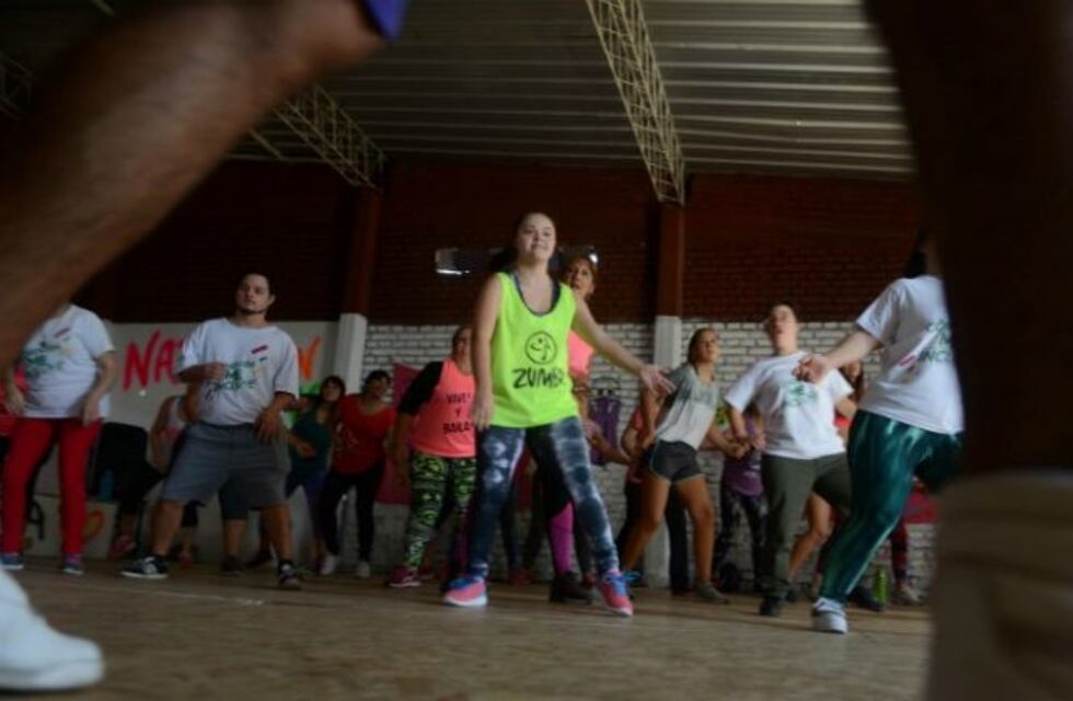 Zumbathon Inclusivo en la Plaza de la Intendencia