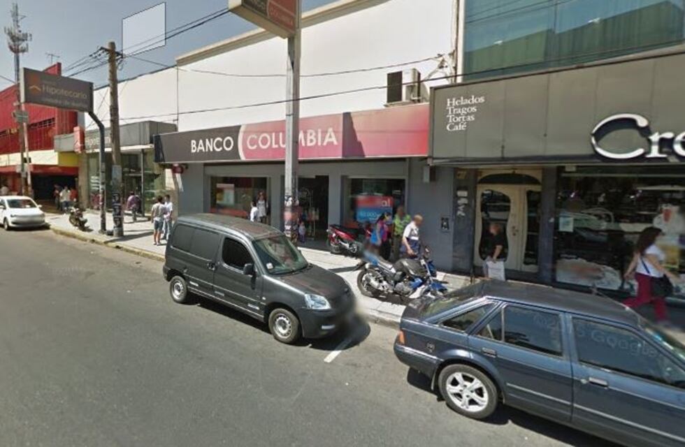 Delincuentes cortaron la luz de un banco y robaron 500.000 pesos durante el fin de semana largo