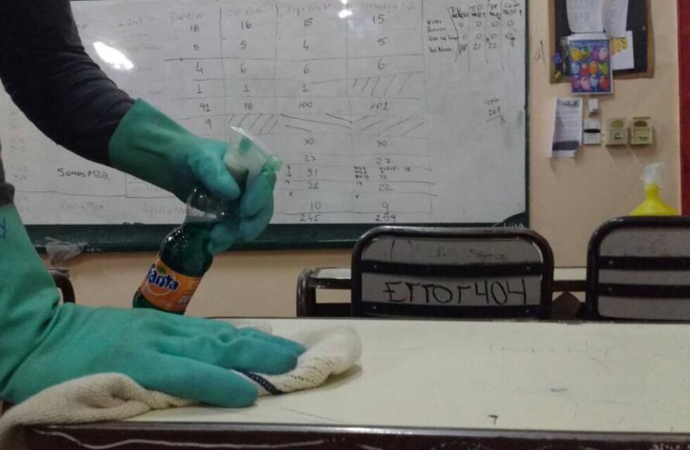 Detuvieron a un celador de una escuela de Ciudad por abusar sexualmente de una niña