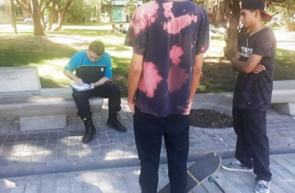 Multan con 7 mil pesos a skaters por dañar la plaza San Martín