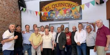 Un Racing que quedó grabado a fuego en Nueva Italia\u002E La reunión, a 95 años de la fundación del club\u002E