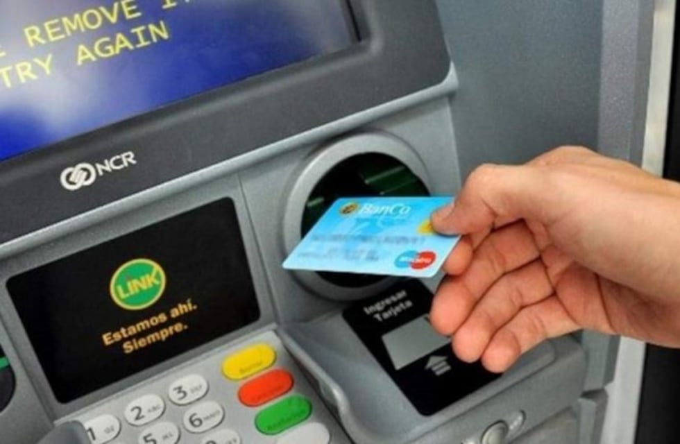 Gobierno de Corrientes paga plus con los salarios de septiembre