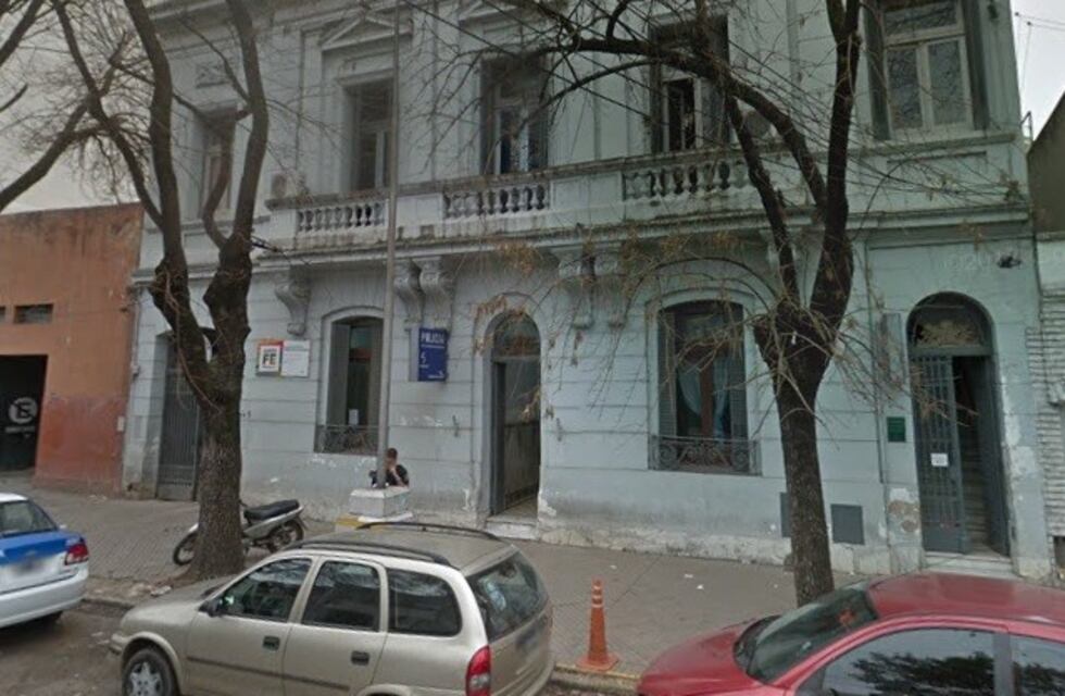 Los pescaron in fraganti cuando se llevaban a pie una moto