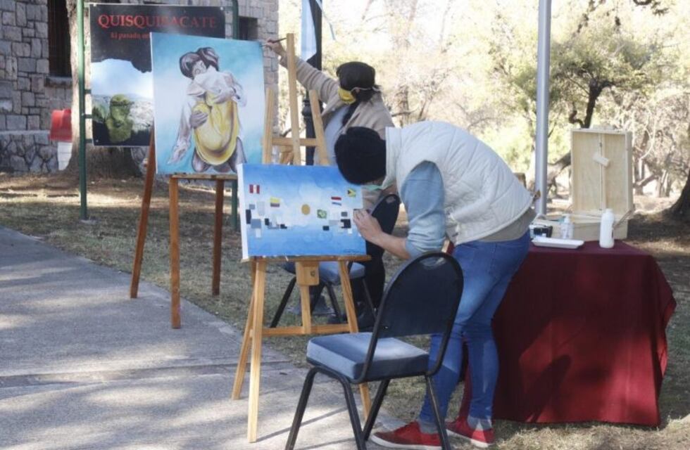 Emotivo acto por el "Día de la Bandera" en Carlos Paz