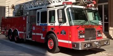 Bomberos marplatenses sumaron una autobomba de Estados Unidos al cuartel central (Foto: El Marplatense)