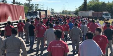 El personal llevaba una semana desde que empezó el paro por tiempo indeterminado\u002E (@sofipaladino)