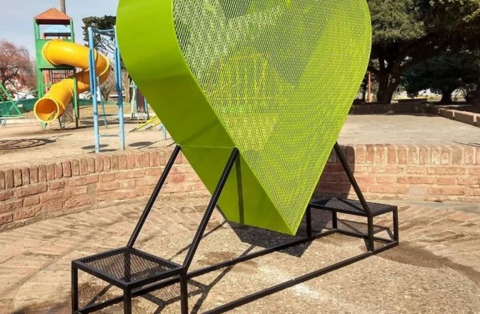 Matorrales: colocaron un corazón solidario para contribuir con la Fundación Garraham