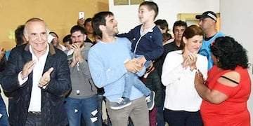 Festejos en elbúnker de Cambiemos por el abultado triunfo en las Legislativas\u002E (El Portal de la Ciudad)