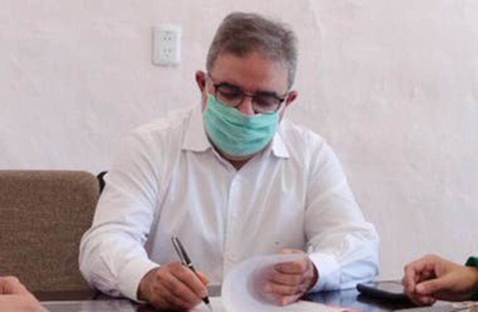 Raúl Jalil: “Junio es un mes bisagra para que no explote el sistema de salud”