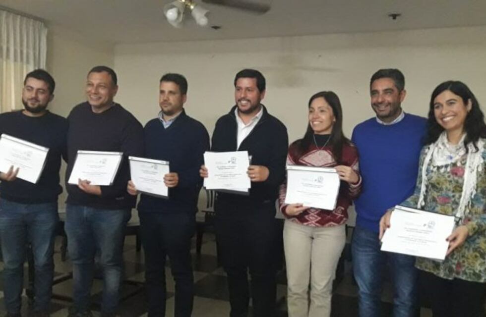 Alta Gracia: precandidatos a Intendente asumieron el compromiso por una nueva democracia y el acceso a la salud