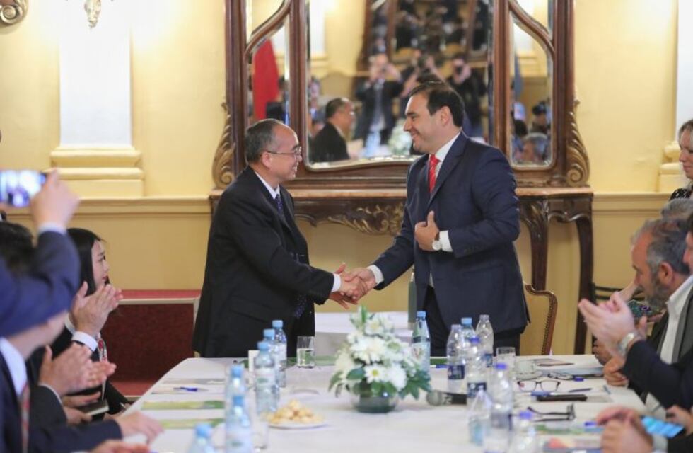 Valdés firmó acuerdos con la provincia Shanxi de China