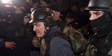 Jose Lopez es ingresado esta mau00f1ana a los Tribunales Federales de Retiro para declarar ante el juez federal Daniel Rafecas, en Ciudad Autonoma de Buenos Aires, Argentina DYN05, BUENOS AIRES 26/06//2016, EL EX SECRETARIO DE OBRAS Pu00daBLICAS DEL KIRCHNERISMO JOSu00c9 Lu00d3PEZ