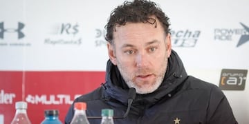 Milito habló en conferencia de prensa en la previa del partido ante Banfield