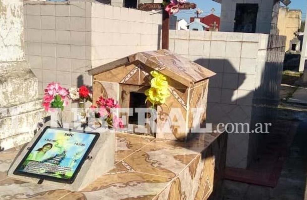 Loreto: profanaron una tumba y se llevaron un celular junto con dinero