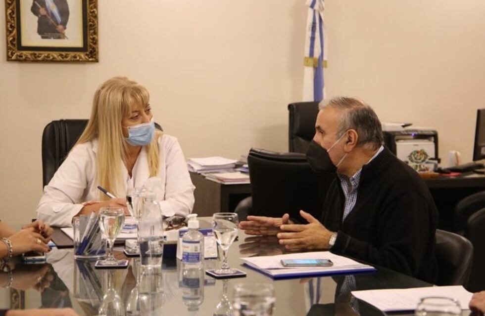 Tucumán: coordinan acciones para la atención en geriátricos