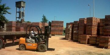 Escalada del dólar: en la construcción se registran aumentos de hasta el 25%