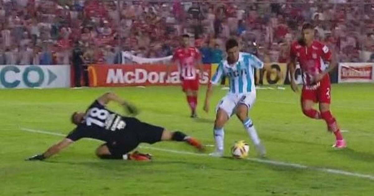 El ex Instituto se lució con un par de atajadas y San Martín bajó al puntero\u002E