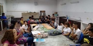 Escuela secundaria con horario nocturno en Resistencia, con panadería y guardería (facundoquiroga\u002Ecom)\u002E