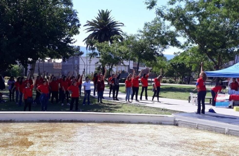 Realizaron una caminata para promocionar el Día Mundial del Aire Puro