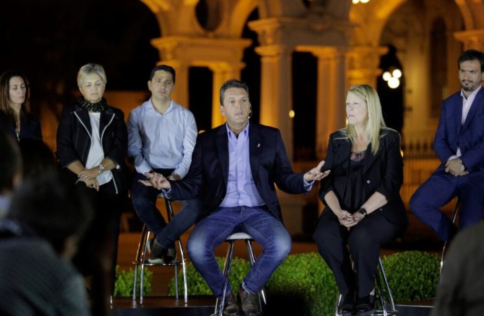 Pesa a la suspensión de los actos, los candidatos y dirigentes se expresaron en el cierre de la campaña