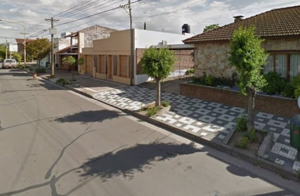 Quisieron asaltarla, pateó al ladrón en los testículos y lo roció con gas pimienta