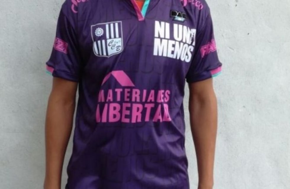 Central Ballester usará una camiseta con la leyenda "Ni una menos"