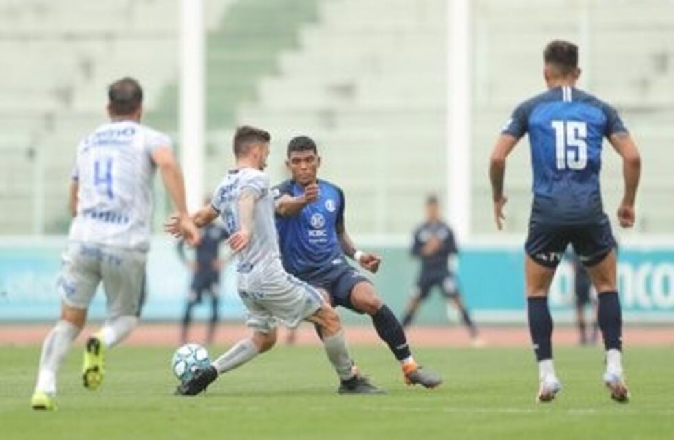 Talleres inicia la semana de su debut en la Copa con buenas noticias para el Cacique Medina