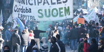 El sindicato denuncia que La Caja de Jubilaciones aplicó reducciones en haberes de pasivos municipales, en función del recorte de jornada laboral de los activos,