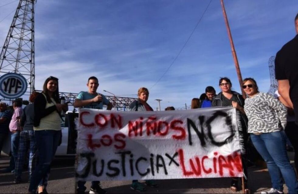 Protestas en la ruta 22 por la muerte del niño baleado en Cutral Co