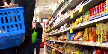 Los productos en las góndolas cada vez están más caros\u002E (Isepci)